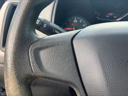 Used 2017 Chevrolet Colorado W/T RWD image 24