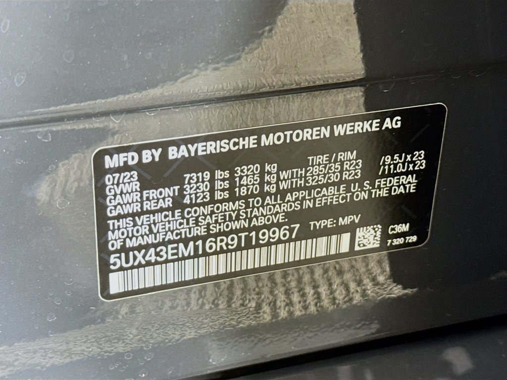 Used 2024 BMW ALPINA XB7 AWD/4WD image 35