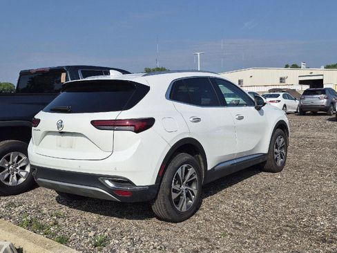Used 2023 Buick Envision Essence FWD image 3