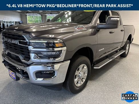 Used 2026 RAM 2500 Big Horn AWD/4WD image 3