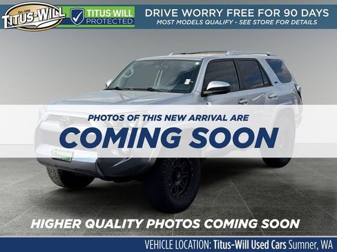 Used 2016 Toyota 4Runner SR5 RWD image 2