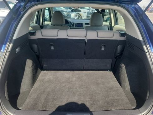 Used 2017 Honda HR-V LX image 11