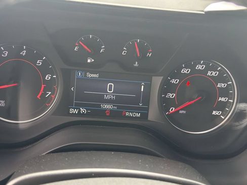 Used 2023 Chevrolet Camaro LT RWD image 12
