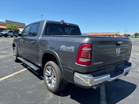 Used 2019 RAM 1500 Laramie AWD/4WD image 7
