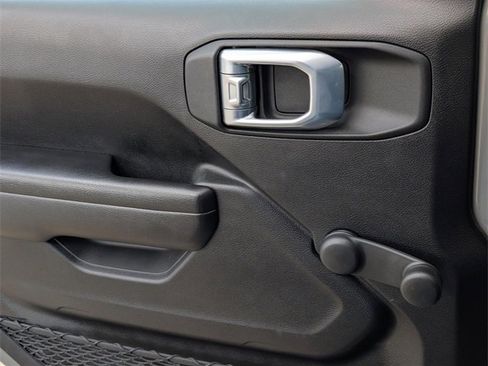 Used 2021 Jeep Wrangler Sport image 24