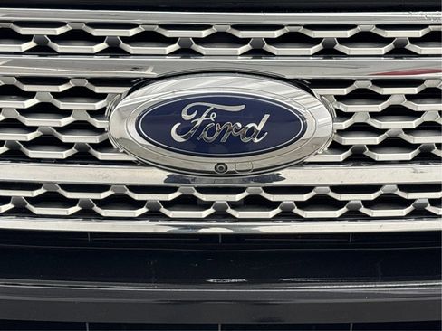Used 2020 Ford Expedition Max Platinum AWD/4WD image 36
