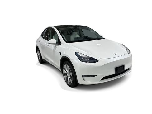 Certified 2021 Tesla Model Y Long Range AWD/4WD image 8