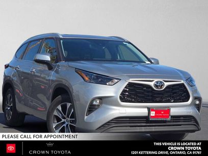 Used 2023 Toyota Highlander XLE