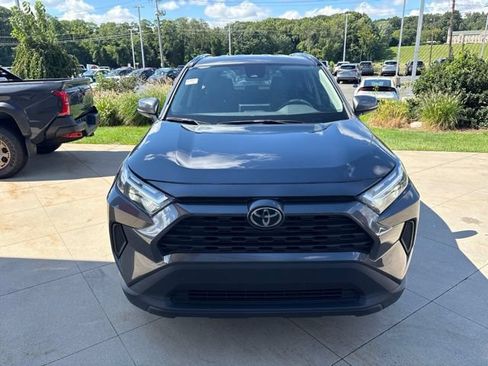 Used 2024 Toyota RAV4 XLE FWD image 2