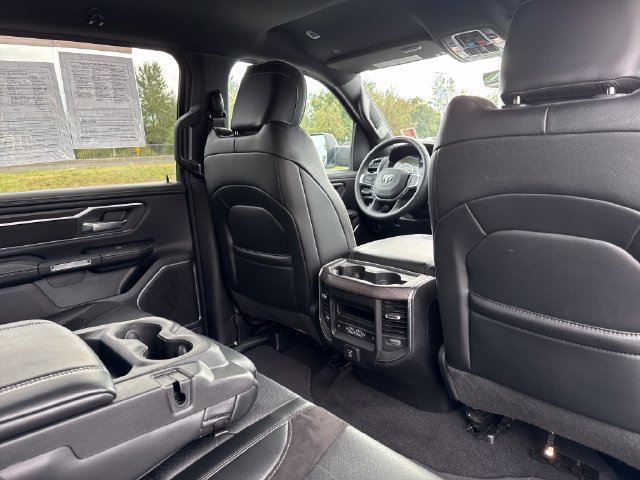 Used 2025 RAM 1500 Laramie AWD/4WD image 21