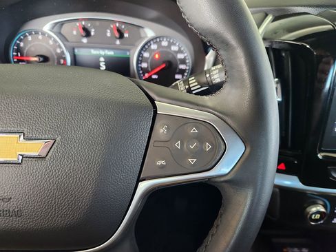 Used 2023 Chevrolet Traverse LT FWD image 39
