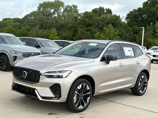 New 2026 Volvo XC60 B5 Plus w/ Protection Package Premier video 2