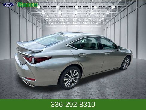 Used 2021 Lexus ES 350 w/ Premium Package FWD image 5