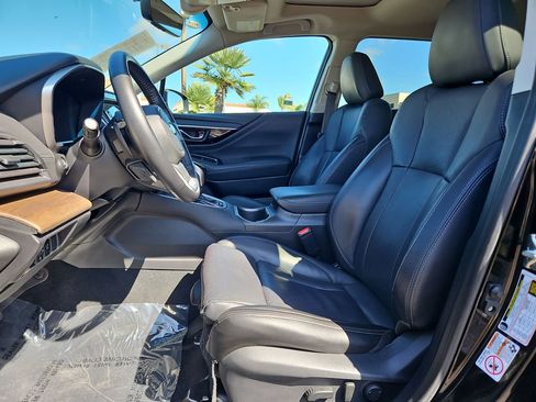 Used 2020 Subaru Outback Limited image 12