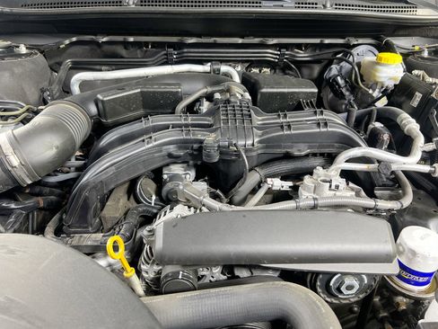 Used 2023 Subaru Outback Premium image 30