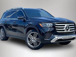 Used 2025 Mercedes-Benz GLS 450 4MATIC video 1