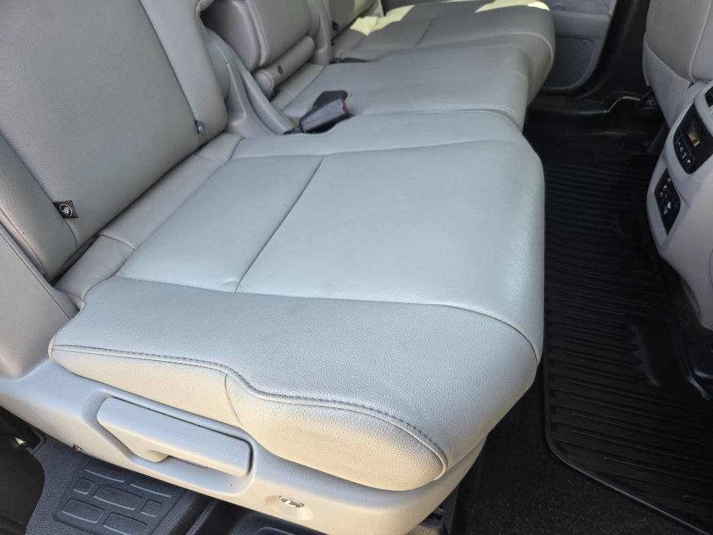 Used 2018 Honda Pilot Touring image 38