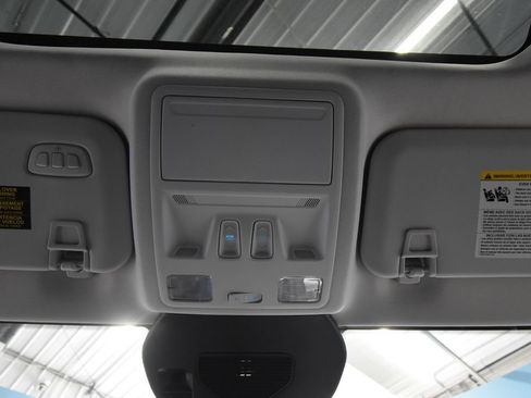 Used 2023 Ford Escape Platinum w/ Premium Technology Package AWD/4WD image 24