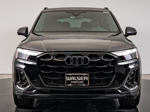 Used 2026 Audi Q7 3.0T Prestige AWD/4WD image 2