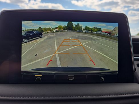 Used 2023 Chevrolet Tahoe Z71 w/ Max Trailering Package AWD/4WD image 24