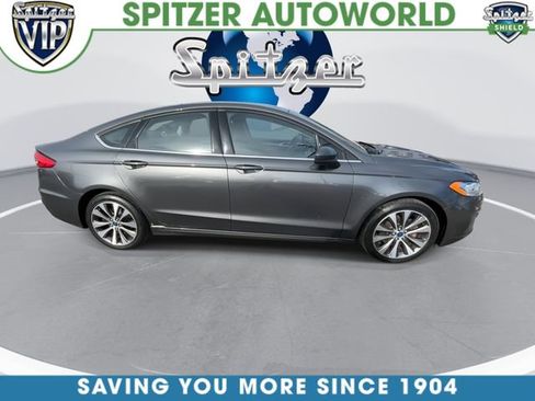 Used 2019 Ford Fusion SE image 10