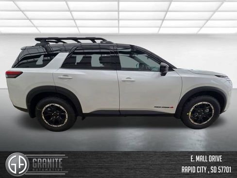 New 2026 Nissan Pathfinder Rock Creek AWD/4WD image 6