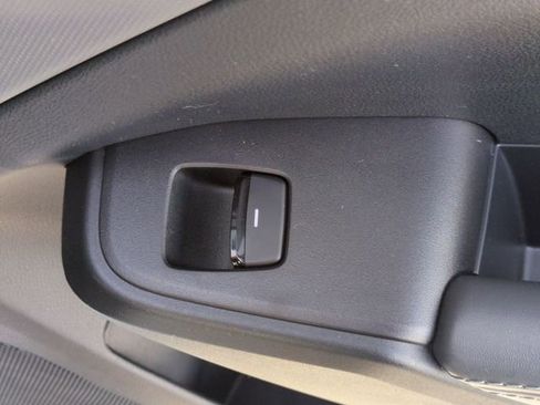 New 2026 Subaru Crosstrek 2.5i Premium image 32