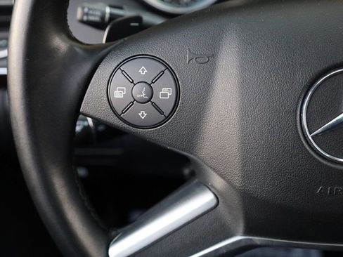 Used 2011 Mercedes-Benz GL 450 4MATIC image 29