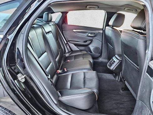 Used 2017 Chevrolet Impala Premier FWD image 18