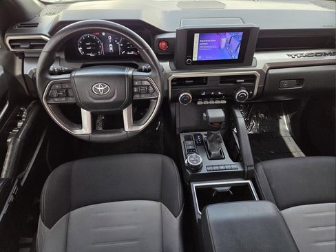 Used 2024 Toyota Tacoma TRD Off-Road AWD/4WD image 11