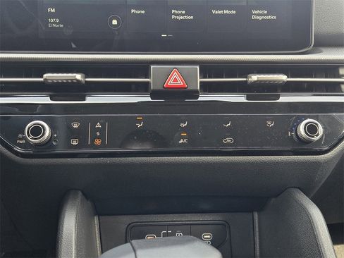 New 2026 Kia Sportage LX image 14