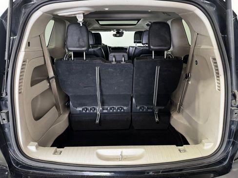 Used 2024 Chrysler Pacifica Limited FWD image 27