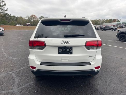 Used 2020 Jeep Grand Cherokee Laredo image 15