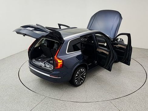 New 2026 Volvo XC90 B6 Plus w/ Protection Package image 40