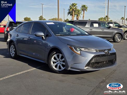 Used 2021 Toyota Corolla LE image 1