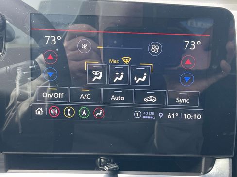 Used 2023 Chevrolet Corvette Stingray Preferred Cpe w/ 2LT RWD image 28