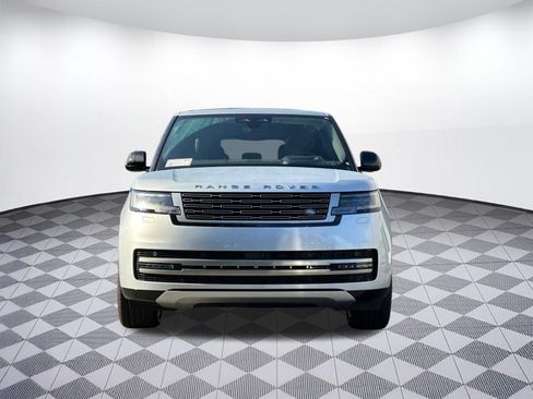 Used 2025 Land Rover Range Rover Long Wheelbase SE AWD/4WD image 5