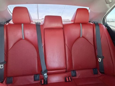 Used 2018 Toyota Camry XSE w/ Driver Assist Package FWD image 22
