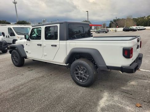 New 2026 Jeep Gladiator Sport image 11