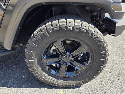 Used 2021 Jeep Wrangler Unlimited Sport w/ Technology Group image 21