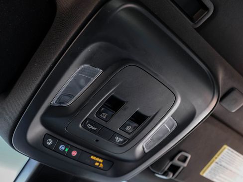 Used 2022 Cadillac CT4 Luxury w/ Sun And Sound Package image 36