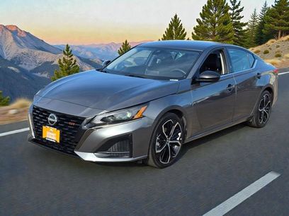 Used 2024 Nissan Altima 2.5 SR