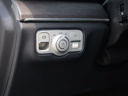 Used 2020 Mercedes-Benz GLS 580 4MATIC image 14