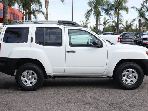 Used 2015 Nissan Xterra X image 10