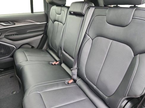New 2026 Jeep Grand Cherokee Limited AWD/4WD image 23
