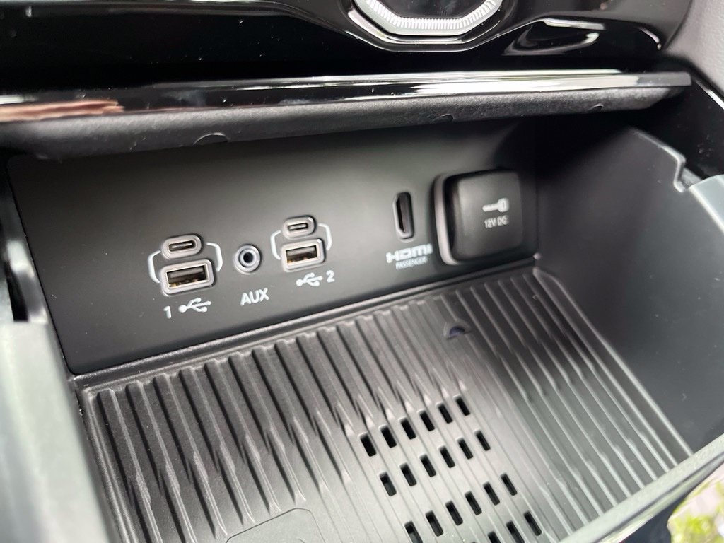 New 2027 Jeep Grand Cherokee Summit AWD/4WD image 34
