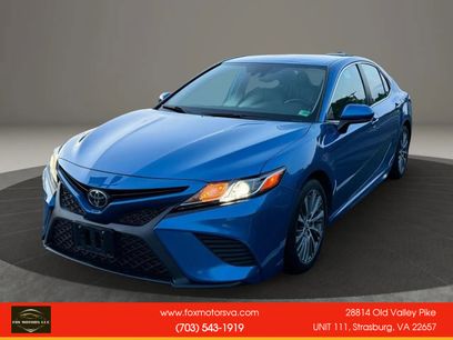 Used 2019 Toyota Camry SE w/ Carpet Mat Package