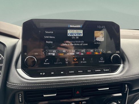 Used 2022 Nissan Rogue SL w/ SL Premium Package image 16