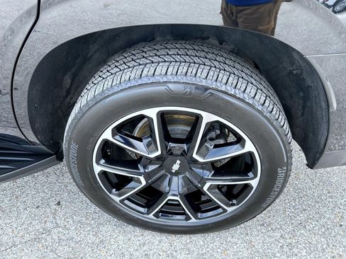 Used 2022 Chevrolet Tahoe RST w/ Sport Performance Package image 24