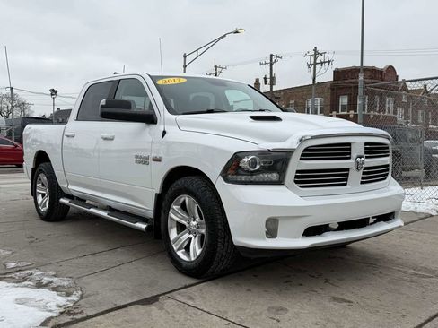Used 2017 RAM 1500 Sport image 3